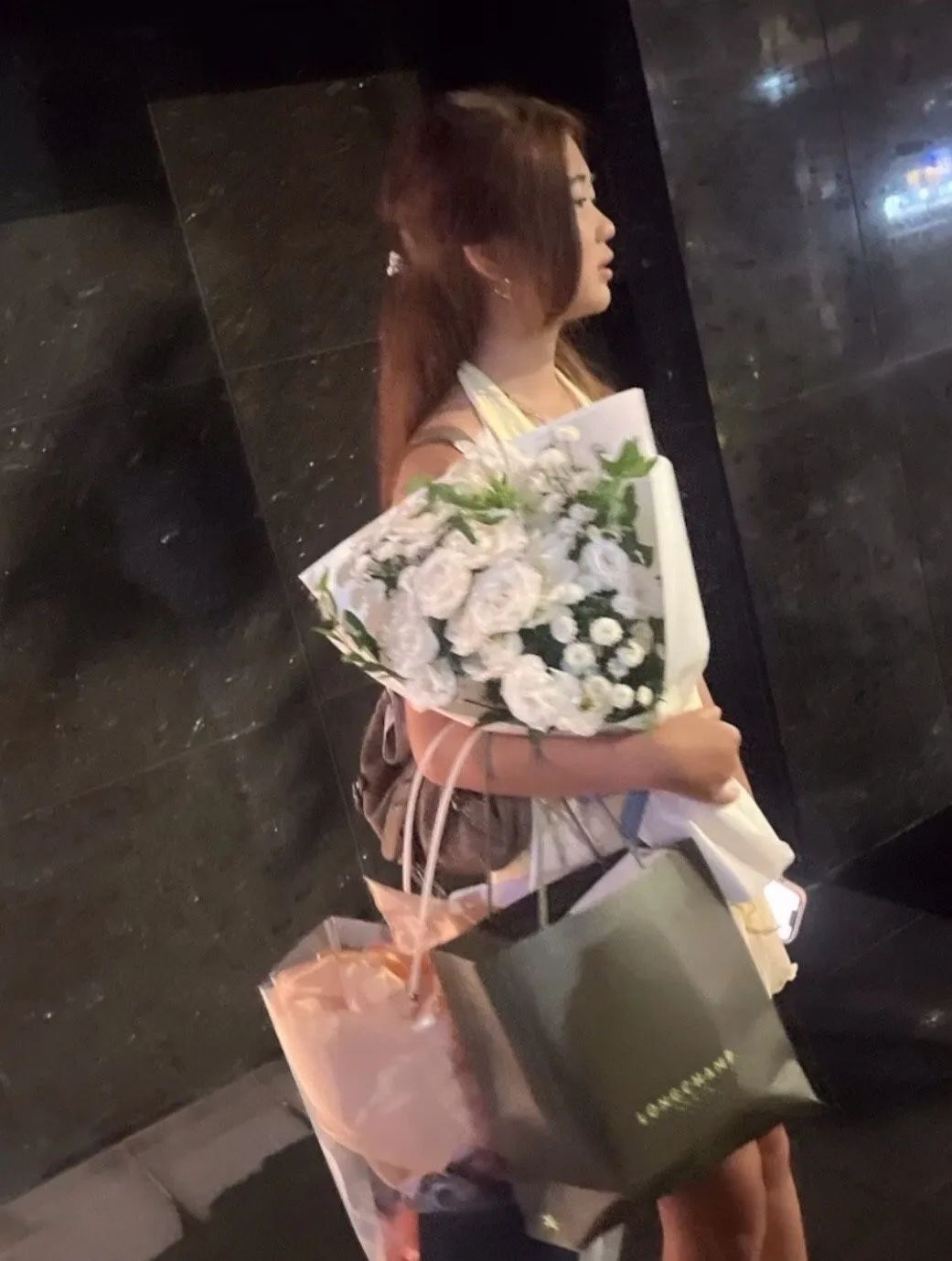 曹格女儿颜值逆袭，14岁甜妹变御姐