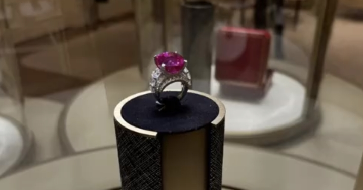 李湘近况曝光,48岁看起来只有28岁