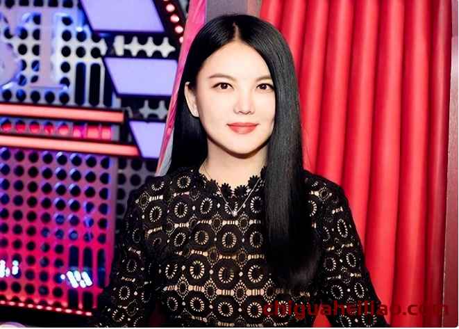 李湘近况曝光,48岁看起来只有28岁