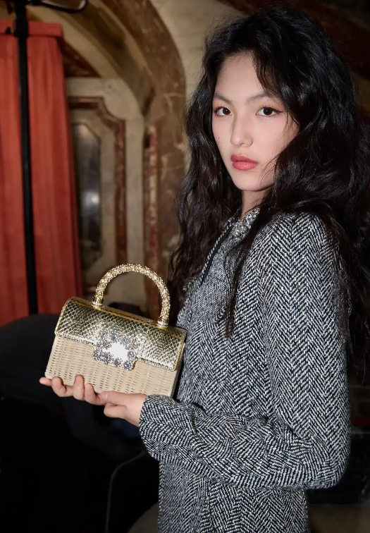 李湘近况曝光，48岁看起来只有28岁